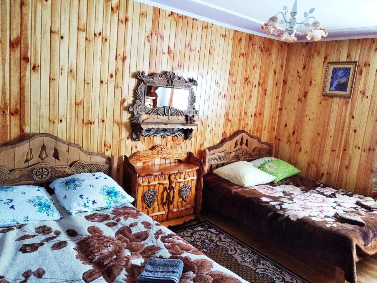 "Різьбярська Садиба" 슬랍스크 외부 사진