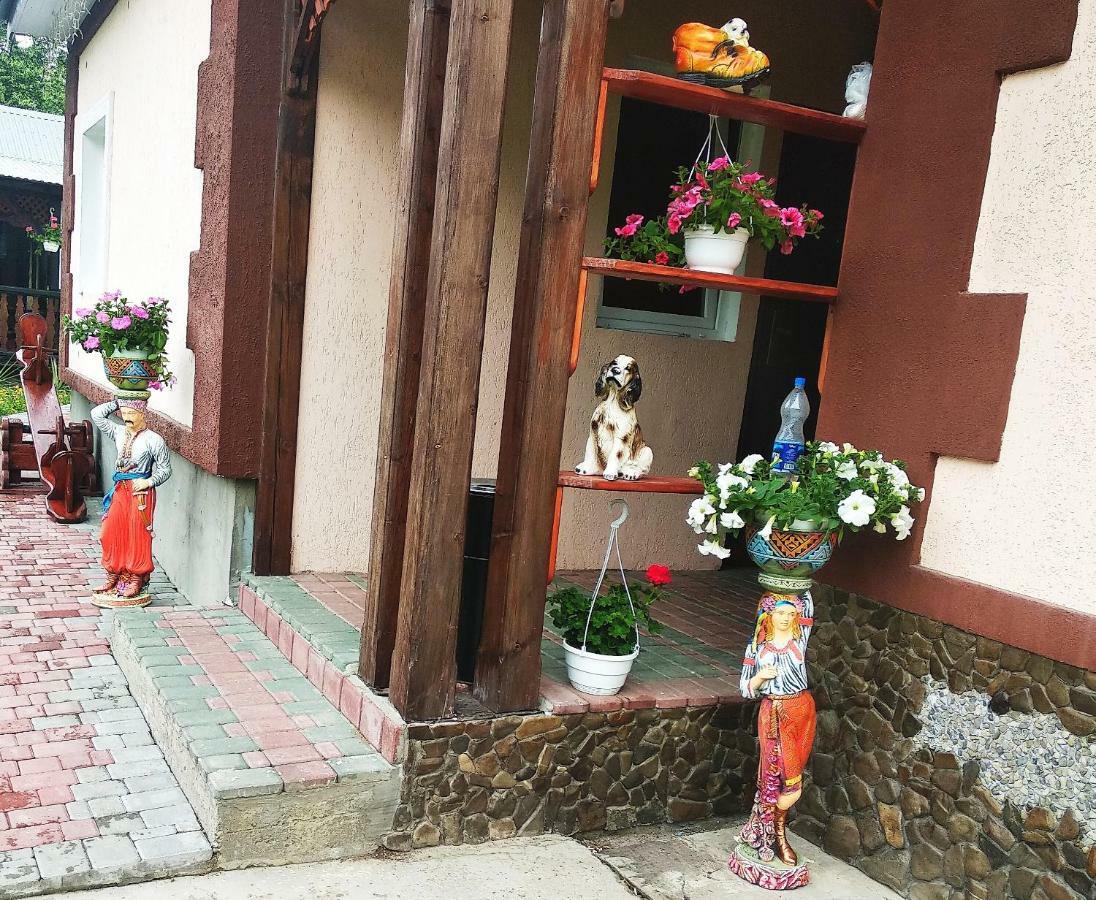 "Різьбярська Садиба" 슬랍스크 외부 사진