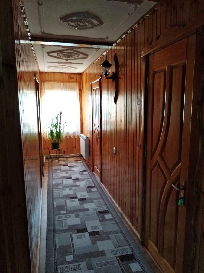 "Різьбярська Садиба" 슬랍스크 외부 사진